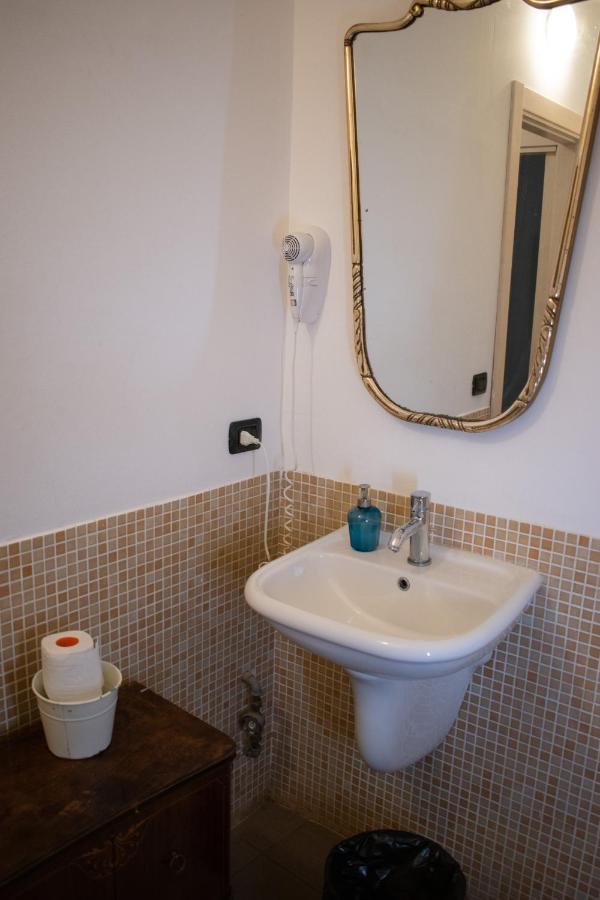 Abbey Hostel Genova Kültér fotó